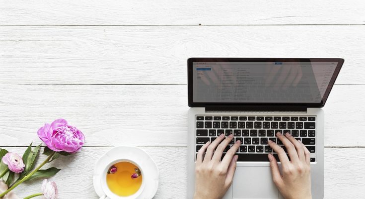 online fax service on laptop